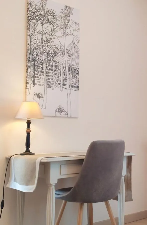 Maison Classee 3 Etoiles, Grand Jardin Clos Au Calme Proche Centre Ville, 10 Min Des Plages Pont-l'Abbe
